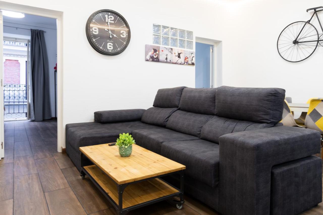 Vip Cervantes, By Monaro***** مدريد المظهر الخارجي الصورة
