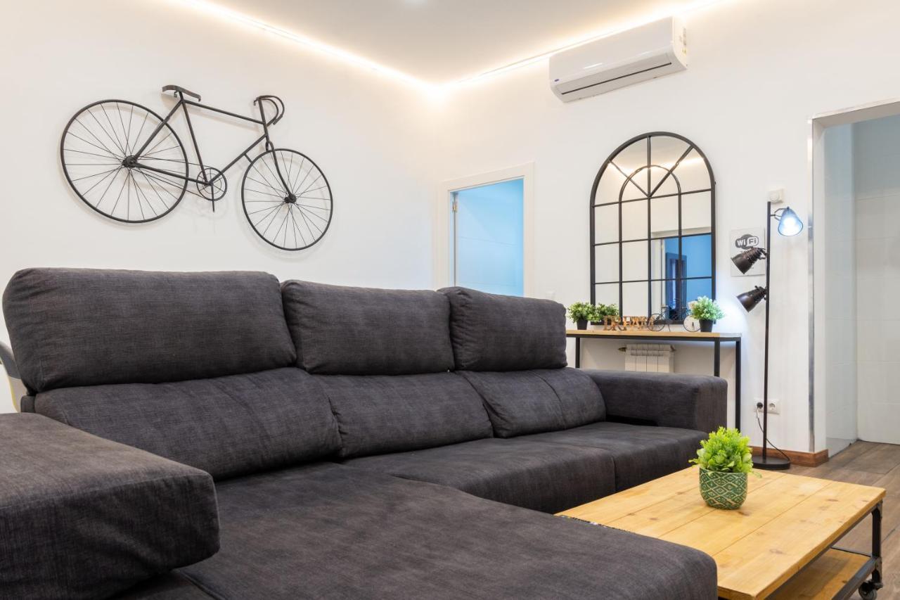 Vip Cervantes, By Monaro***** مدريد المظهر الخارجي الصورة
