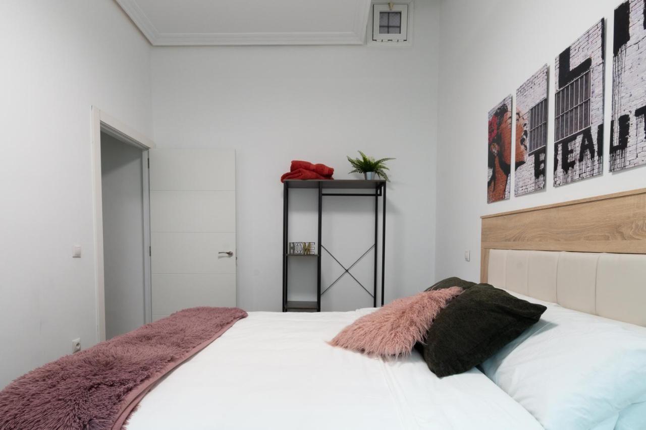 Vip Cervantes, By Monaro***** مدريد المظهر الخارجي الصورة